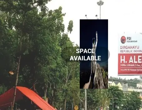 Sewa Reklame Billboard Tokabe.id - Di Diponegoro Street, di depan Mulia Plaza Electronics, Kota Padang, Provinsi Sumatera Barat - Titik billboard strategis Medan
