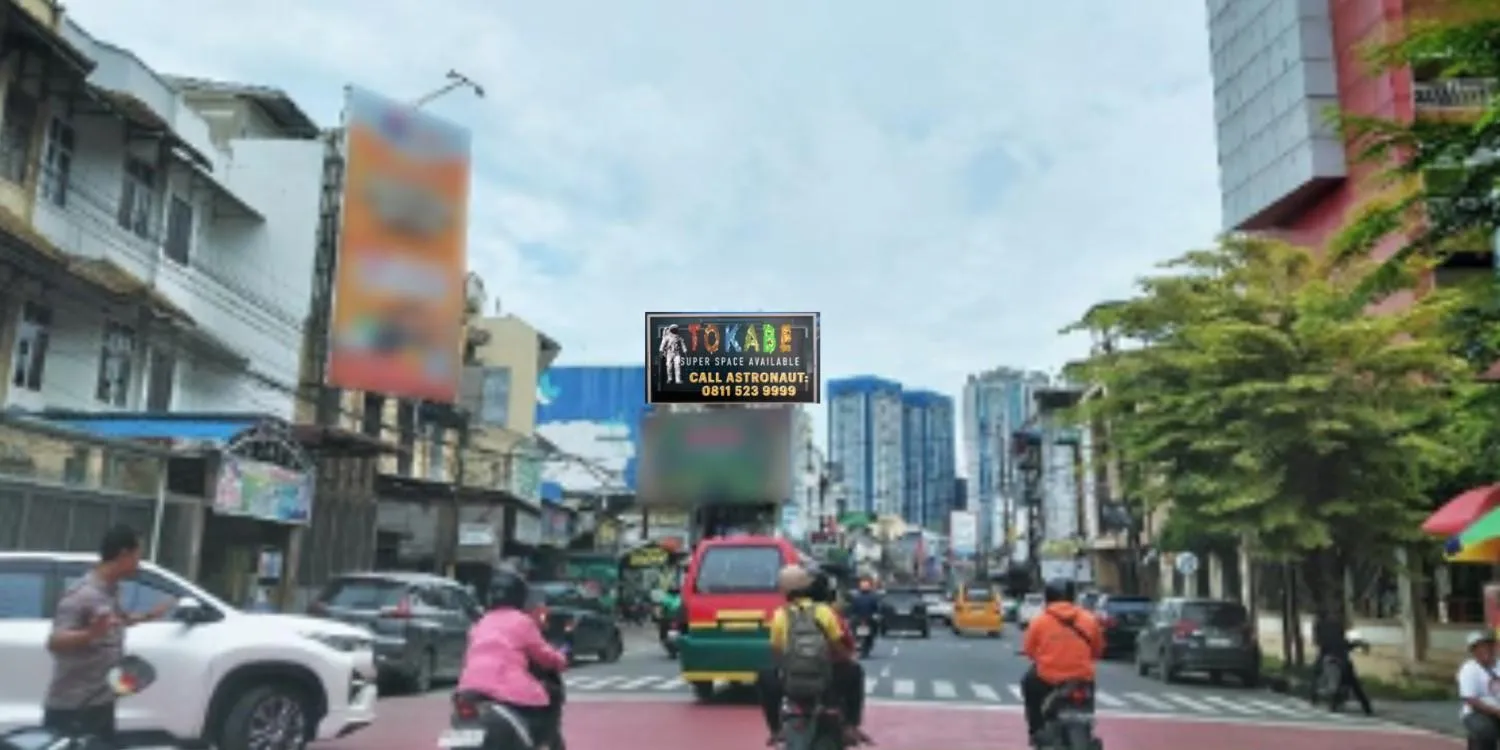 Sewa Reklame Billboard Tokabe.id - Jl. S. Parman Simp. Jl. Glugur, Medan - Harga sewa billboard Medan