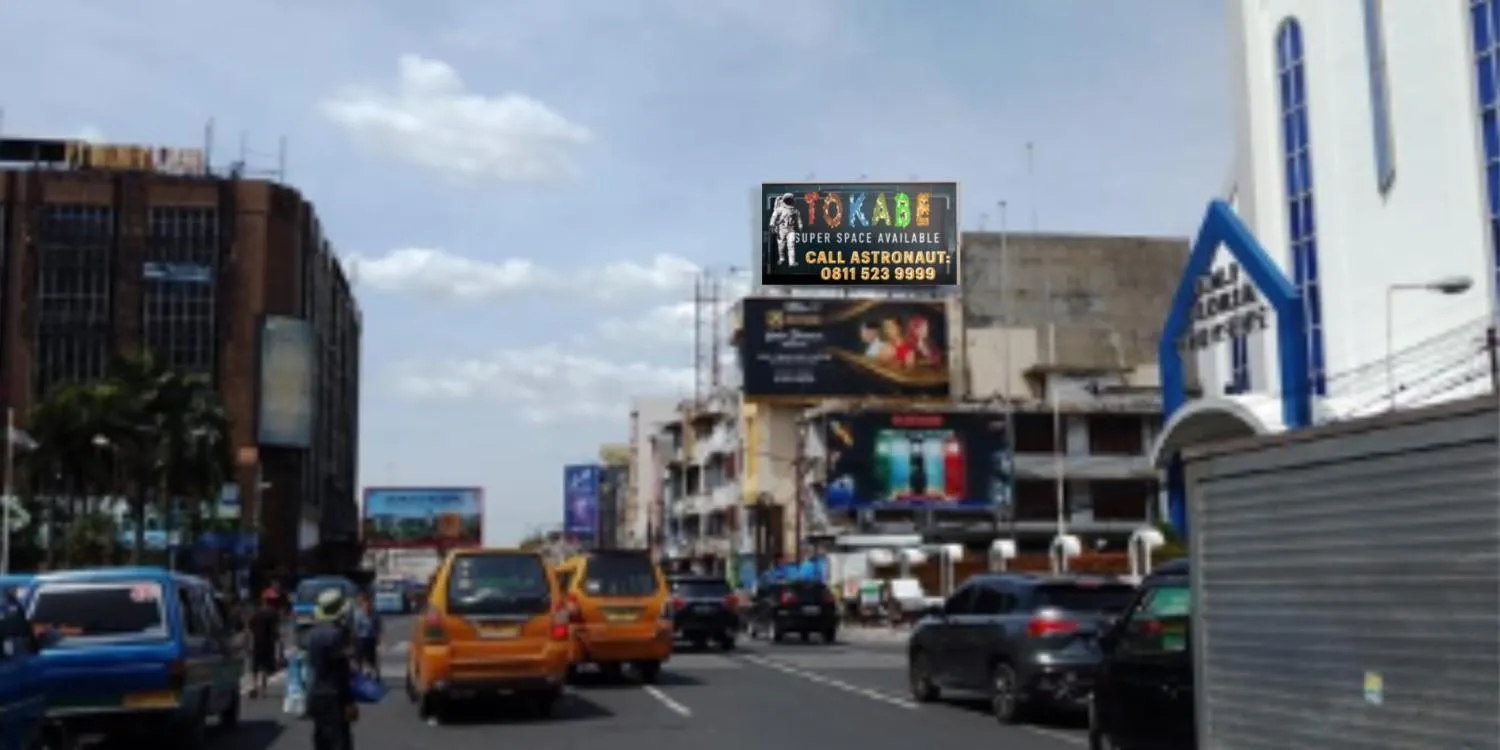 Sewa Reklame Billboard Tokabe.id - Jl. MT. Haryono Dpn. Toko Tunas Baru, Medan - Harga sewa billboard Medan