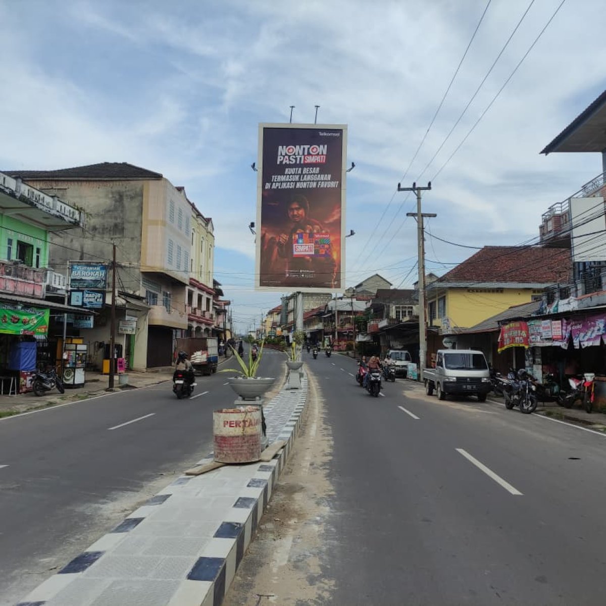 Nonton Pasti Simpati