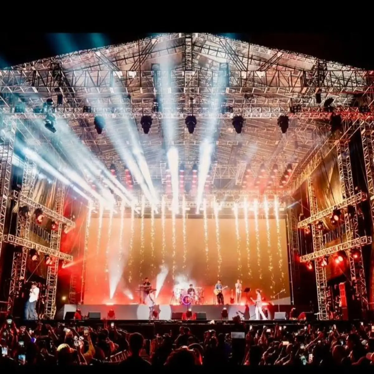 Event Organizer & Brand Activation Tokabe.id - Konser Sheila on 7 "Tunggu Aku di Medan" Gallery 9 - Vendor IT event Medan