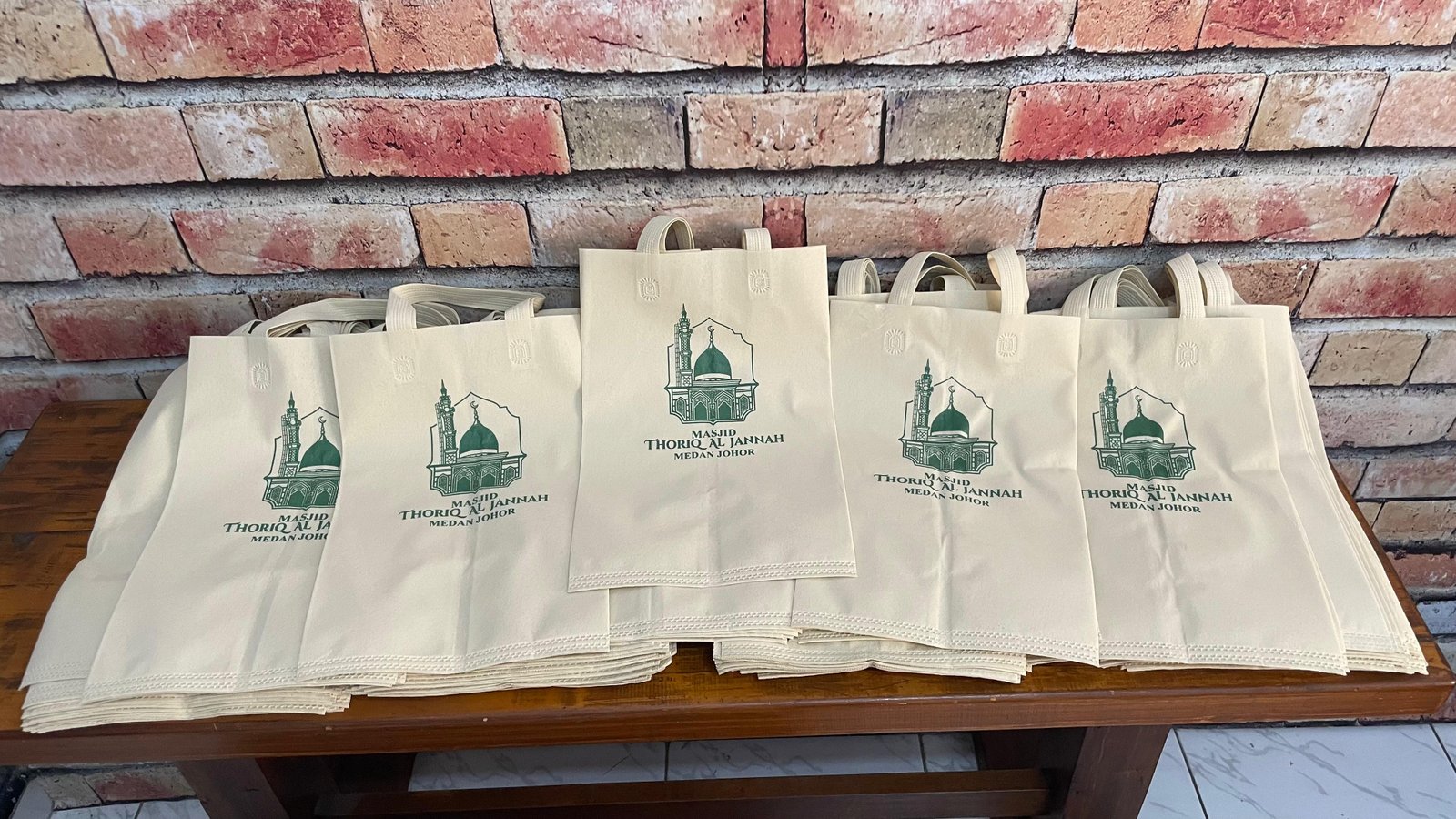 Event Organizer & Brand Activation Tokabe.id - goodie bag spunbond - Fun Run technology Indonesia